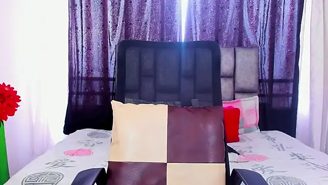 michacosio online show from March 5, 8:32 pm