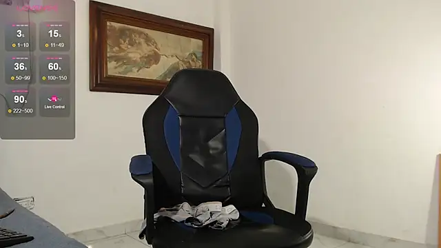 Snapshot of Sofiafuck20 chatting on June 18, 11:42 pm Sofiafuck20 online show from June 18, 11:42 pm
