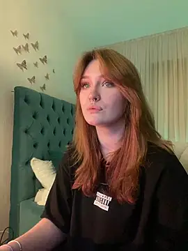 Snapshot of _Chlo__e chatting on February 26, 10:42 pm Chlo e online show from February 26, 10:42 pm