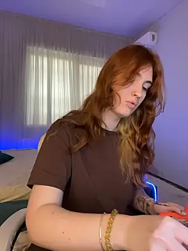 Snapshot of _Chlo__e chatting on November 14, 11:20 am Chlo e online show from November 14, 11:20 am