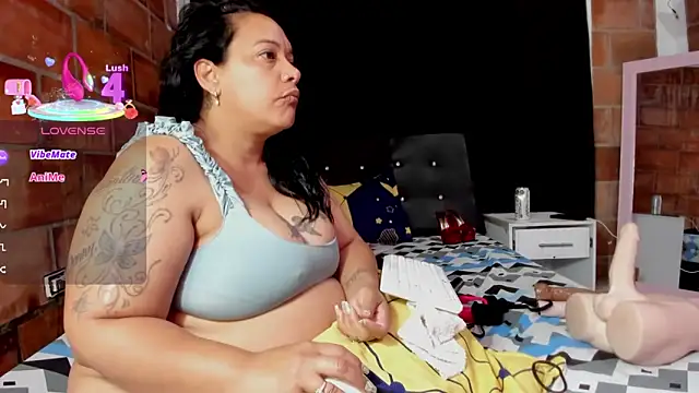 Snapshot of Sofie-Storm chatting on December 3, 10:13 am Sofie-Storm online show from December 3, 10:13 am