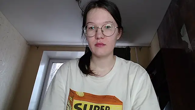 Snapshot of MiriamOr chatting on January 27, 7:35 am MiriamOr online show from January 27, 7:35 am