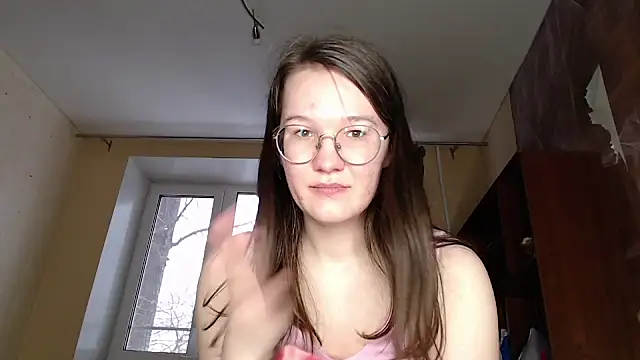 Snapshot of MiriamOr chatting on February 9, 1:25 pm MiriamOr online show from February 9, 1:25 pm