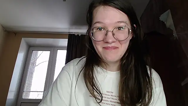 Snapshot of MiriamOr chatting on February 22, 10:18 am MiriamOr online show from February 22, 10:18 am