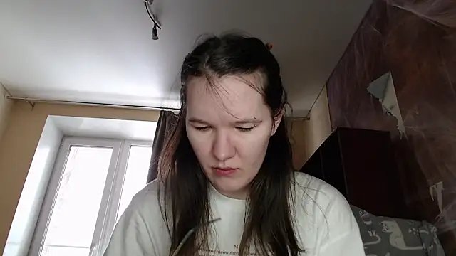 Snapshot of MiriamOr chatting on February 27, 7:23 am MiriamOr online show from February 27, 7:23 am