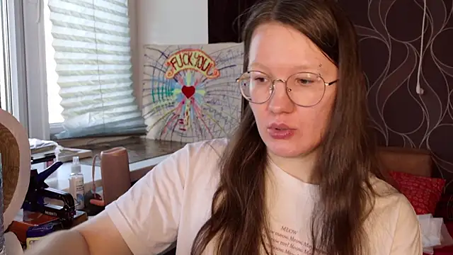 Snapshot of MiriamOr chatting on October 11, 7:51 am MiriamOr online show from October 11, 7:51 am