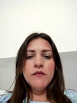 Snapshot of Mia_Hampton chatting on March 22, 2:37 am Mia Hampton online show from March 22, 2:37 am