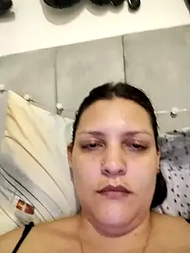 Snapshot of Mia_Hampton chatting on February 16, 11:34 pm Mia Hampton online show from February 16, 11:34 pm