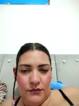 Snapshot of Mia_Hampton chatting on March 27, 9:25 pm Mia Hampton online show from March 27, 9:25 pm