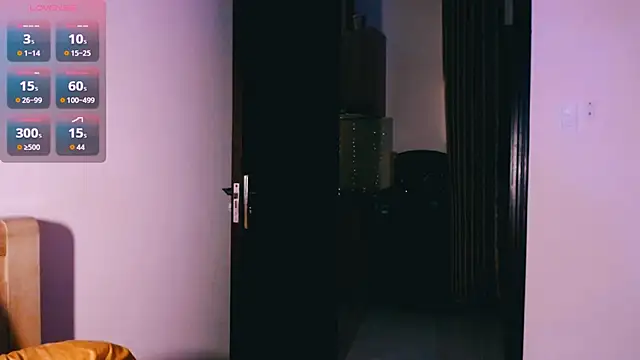 Cosmo Riri online show from February 10, 1:37 pm