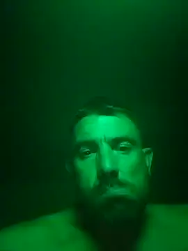 Snapshot of George21ek chatting on October 4, 6:39 pm George21ek online show from October 4, 6:39 pm