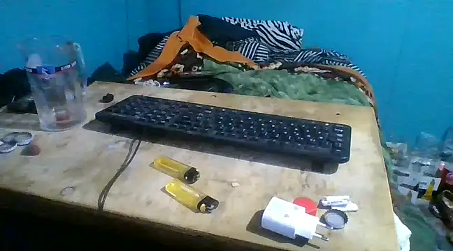 Snapshot of malekon76 chatting on December 21, 3:20 pm malekon76 online show from December 21, 3:20 pm