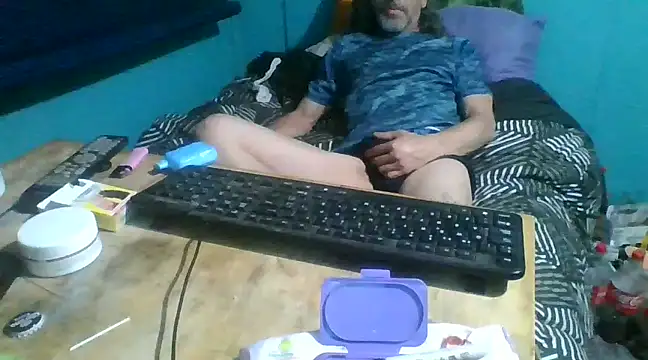 Snapshot of malekon76 chatting on January 12, 10:23 am malekon76 online show from January 12, 10:23 am