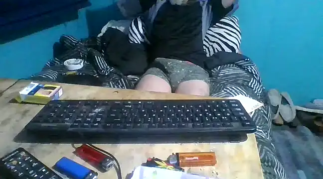 Snapshot of malekon76 chatting on January 22, 9:21 pm malekon76 online show from January 22, 9:21 pm