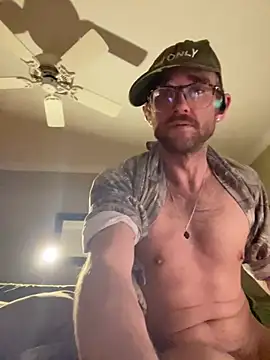 MaxSpadeErotica online show from April 11, 5:23 am
