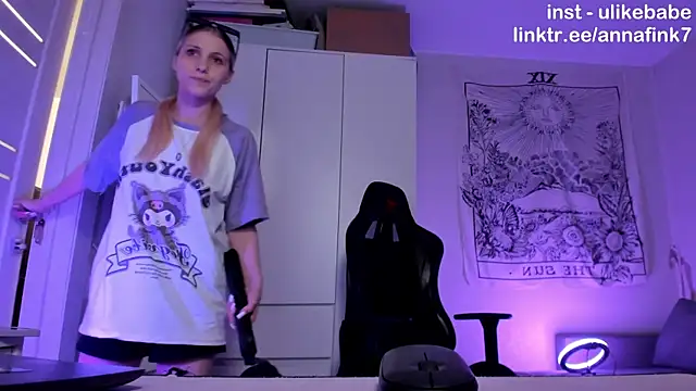 Snapshot of Anna_Fink chatting on November 16, 9:53 pm Anna Fink online show from November 16, 9:53 pm