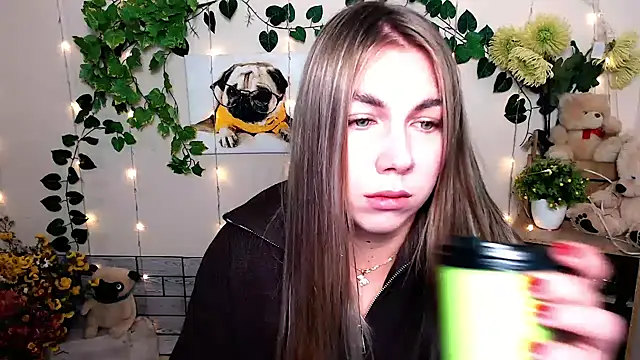 Sport Tall Doll online show from November 11, 9:20 am