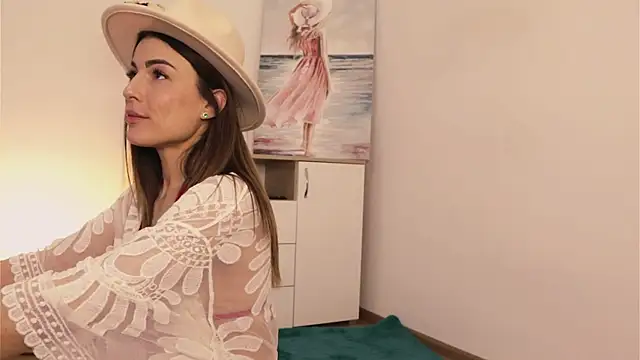 Snapshot of Misslullu chatting on March 23, 7:53 am Misslullu online show from March 23, 7:53 am