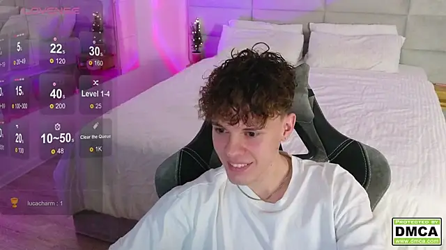 Snapshot of cute_thomas chatting on December 24, 8:27 pm cute thomas online show from December 24, 8:27 pm