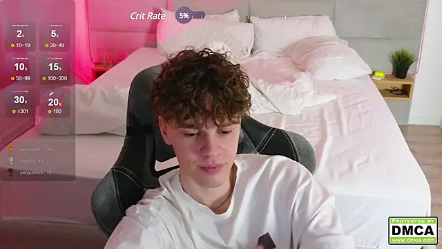 Snapshot of cute_thomas chatting on January 22, 10:48 pm cute thomas online show from January 22, 10:48 pm