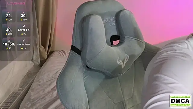 Snapshot of cute_thomas chatting on October 8, 6:16 pm cute thomas online show from October 8, 6:16 pm