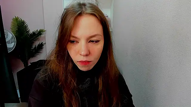 Snapshot of Persephoni chatting on March 1, 6:57 am Persephoni online show from March 1, 6:57 am