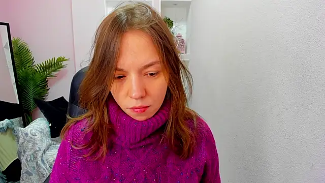 Snapshot of Persephoni chatting on February 1, 3:43 pm Persephoni online show from February 1, 3:43 pm