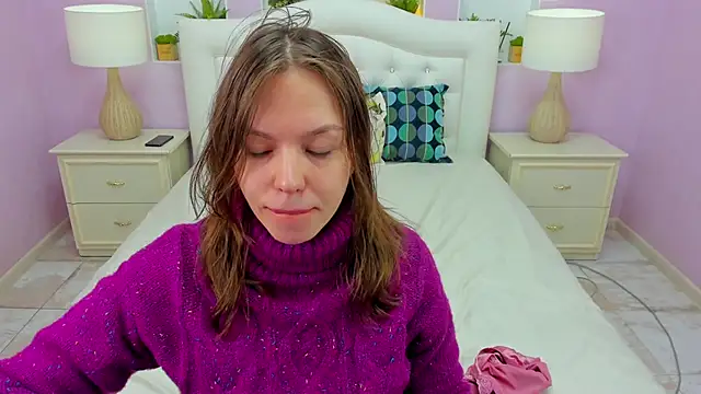 Snapshot of Persephoni chatting on February 8, 5:16 pm Persephoni online show from February 8, 5:16 pm