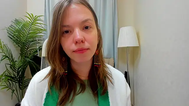 Snapshot of Persephoni chatting on February 17, 8:59 pm Persephoni online show from February 17, 8:59 pm