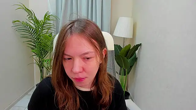 Snapshot of Persephoni chatting on March 7, 10:34 am Persephoni online show from March 7, 10:34 am