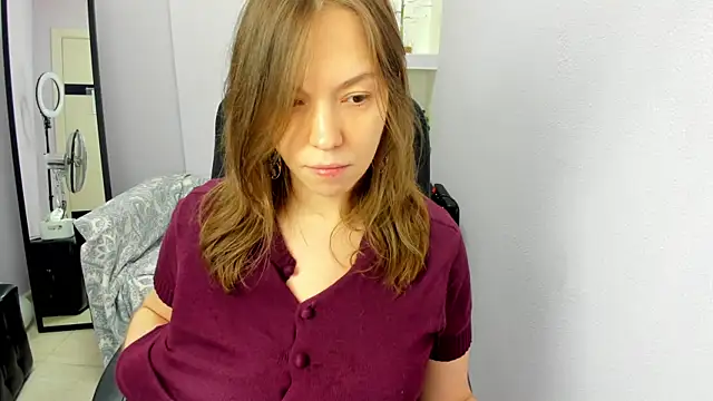 Snapshot of Persephoni chatting on March 13, 3:40 pm Persephoni online show from March 13, 3:40 pm