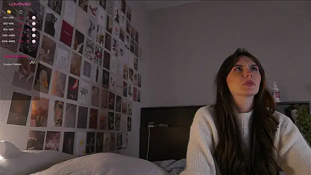 itssophiie online show from October 1, 6:25 pm