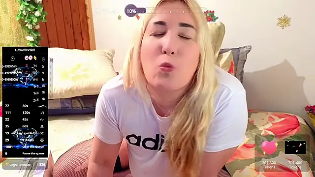 Snapshot of Your_Liza chatting on February 16, 6:43 pm Your Liza online show from February 16, 6:43 pm