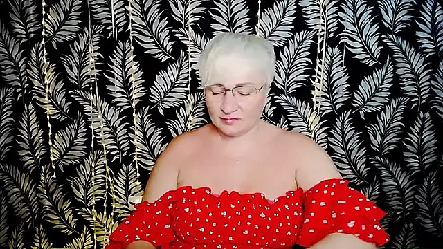 Olivia playful online show from June 12, 10:25 am