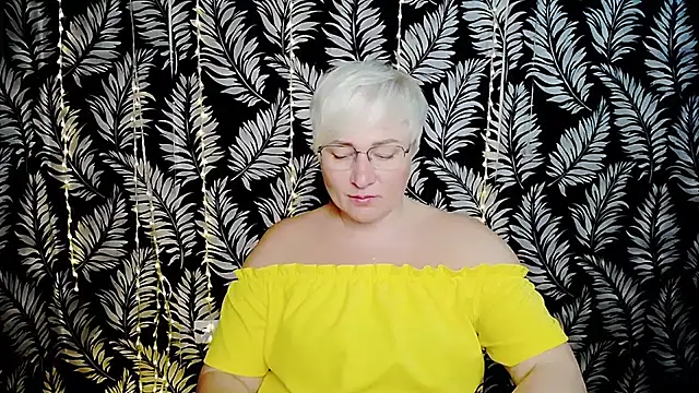Snapshot of Olivia_playful chatting on June 26, 10:30 am Olivia playful online show from June 26, 10:30 am