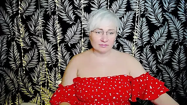 Snapshot of Olivia_playful chatting on July 5, 10:00 am Olivia playful online show from July 5, 10:00 am