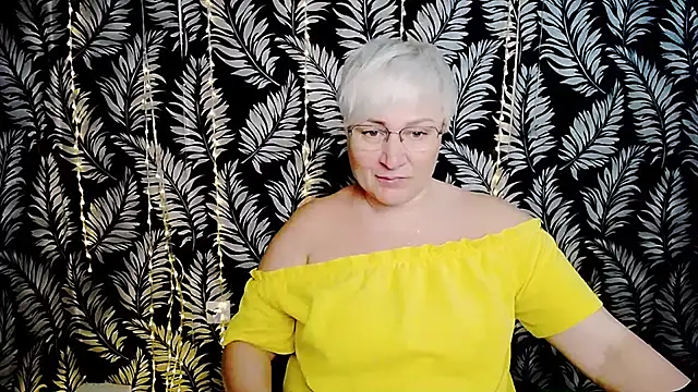 Snapshot of Olivia_playful chatting on July 10, 10:07 am Olivia playful online show from July 10, 10:07 am