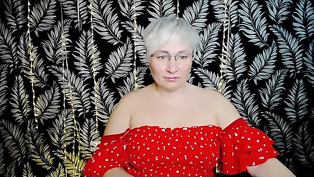 Snapshot of Olivia_playful chatting on August 1, 10:25 am Olivia playful online show from August 1, 10:25 am