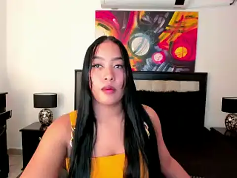 Snapshot of brunetenikole02 chatting on January 13, 12:51 am brunetenikole02 online show from January 13, 12:51 am