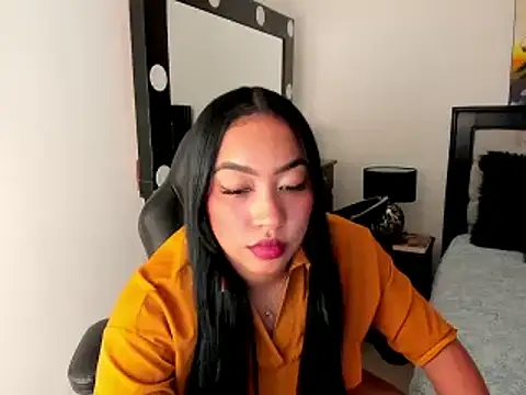 Snapshot of brunetenikole02 chatting on February 16, 12:19 am brunetenikole02 online show from February 16, 12:19 am