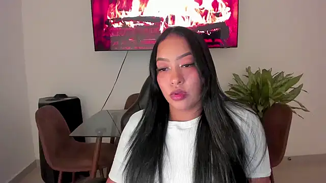 Snapshot of brunetenikole02 chatting on March 14, 2:20 am brunetenikole02 online show from March 14, 2:20 am