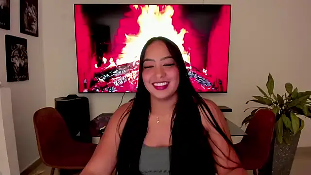 Snapshot of brunetenikole02 chatting on October 17, 2:04 am brunetenikole02 online show from October 17, 2:04 am