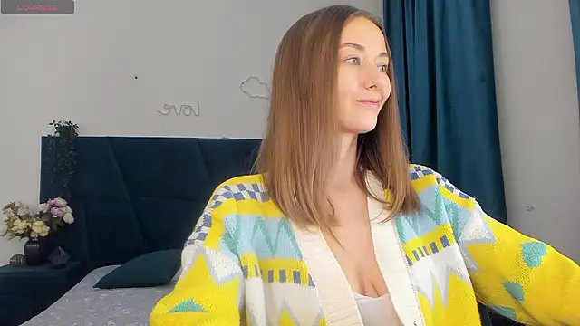 Kelly Summers online show from December 9, 1:02 pm