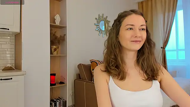 Kelly Summers online show from March 8, 1:57 pm