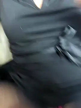 Snapshot of sexynini83 chatting on February 12, 2:21 pm sexynini83 online show from February 12, 2:21 pm