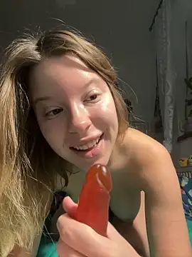 kimczii online show from December 1, 7:02 am