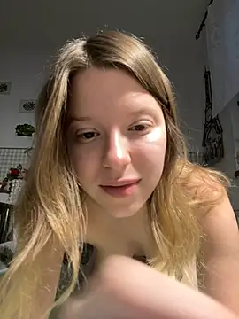 kimczii online show from May 22, 6:31 am