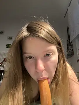kimczii online show from May 28, 6:21 am