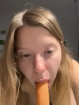 kimczii online show from June 10, 6:23 am