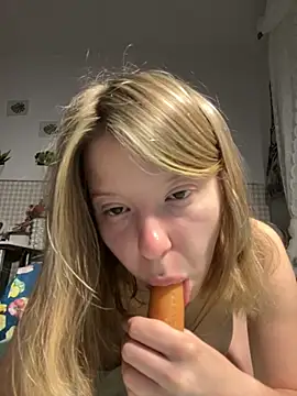 kimczii online show from June 17, 6:16 am